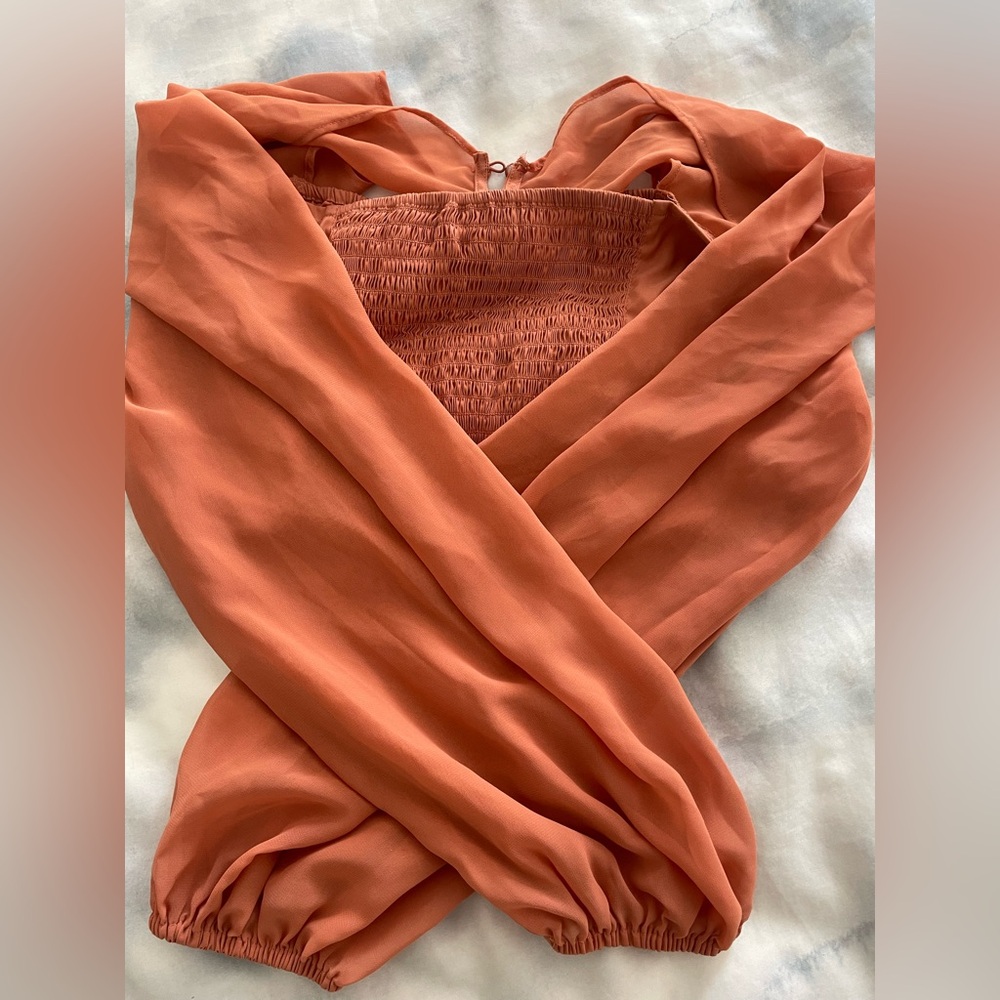 EXPRESS CROP TOP